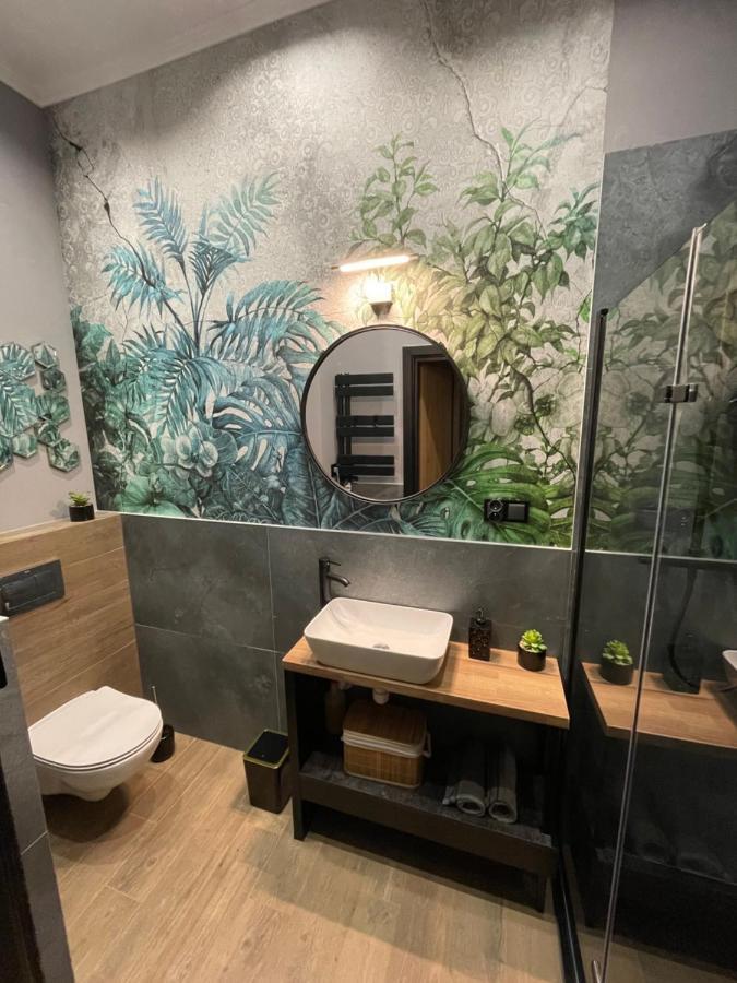 Apartament Z Jacuzzi W Centrum Sanoka Exteriér fotografie